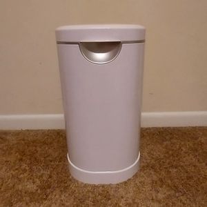 COPY - Munchkin Diaper Pail.